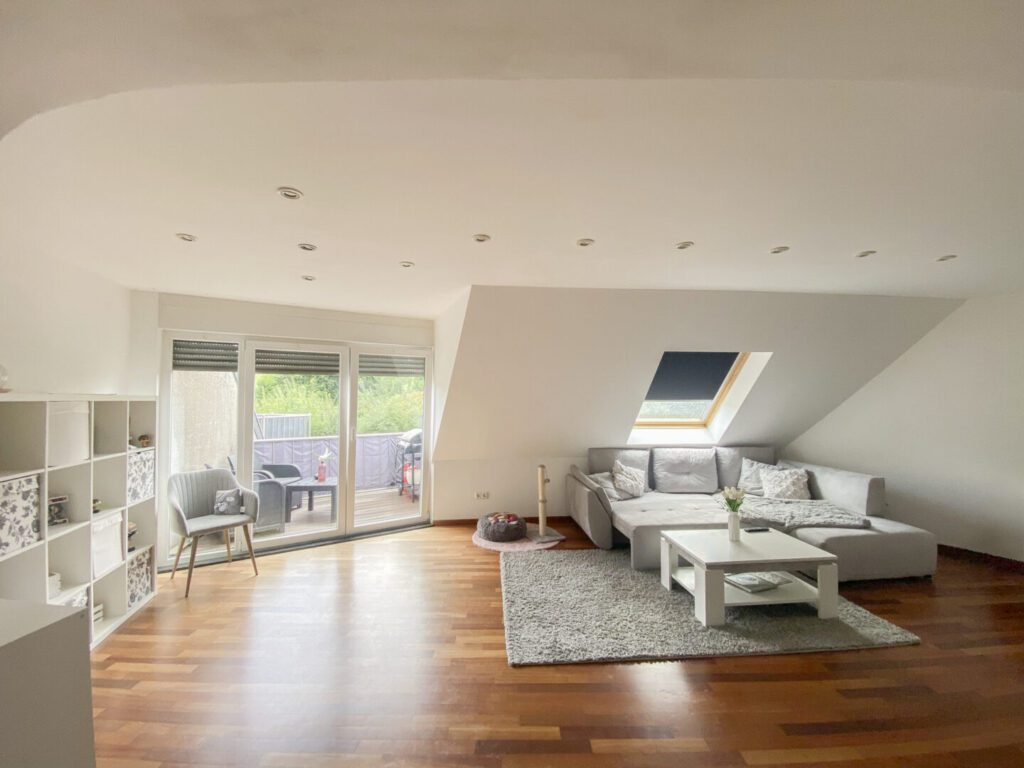 3 Wohnzimmer