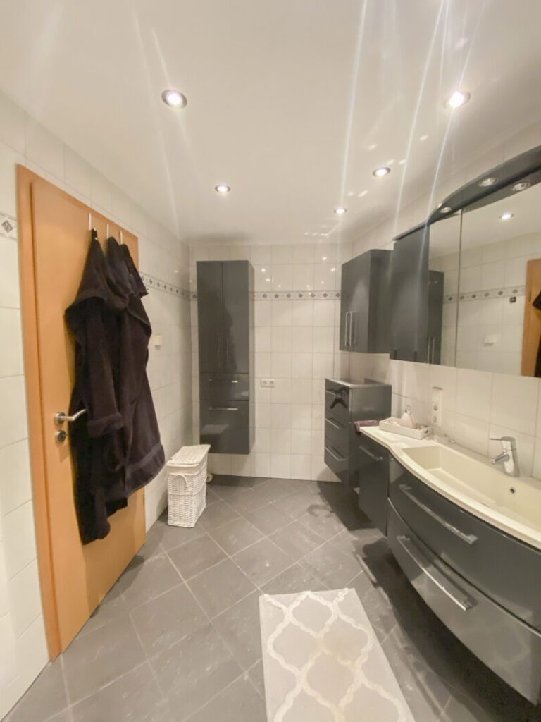 15 Badezimmer