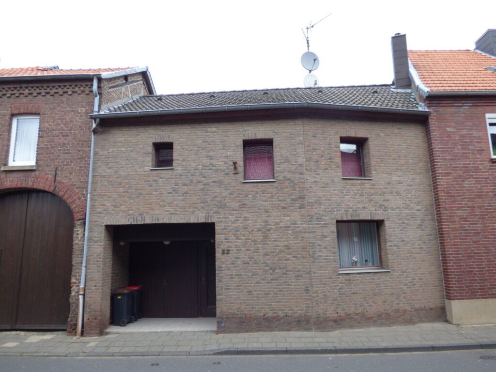 IT 520 - Heerstraße 52