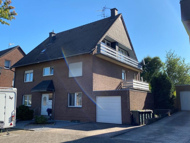 Dachgeschosswohnung in Übach