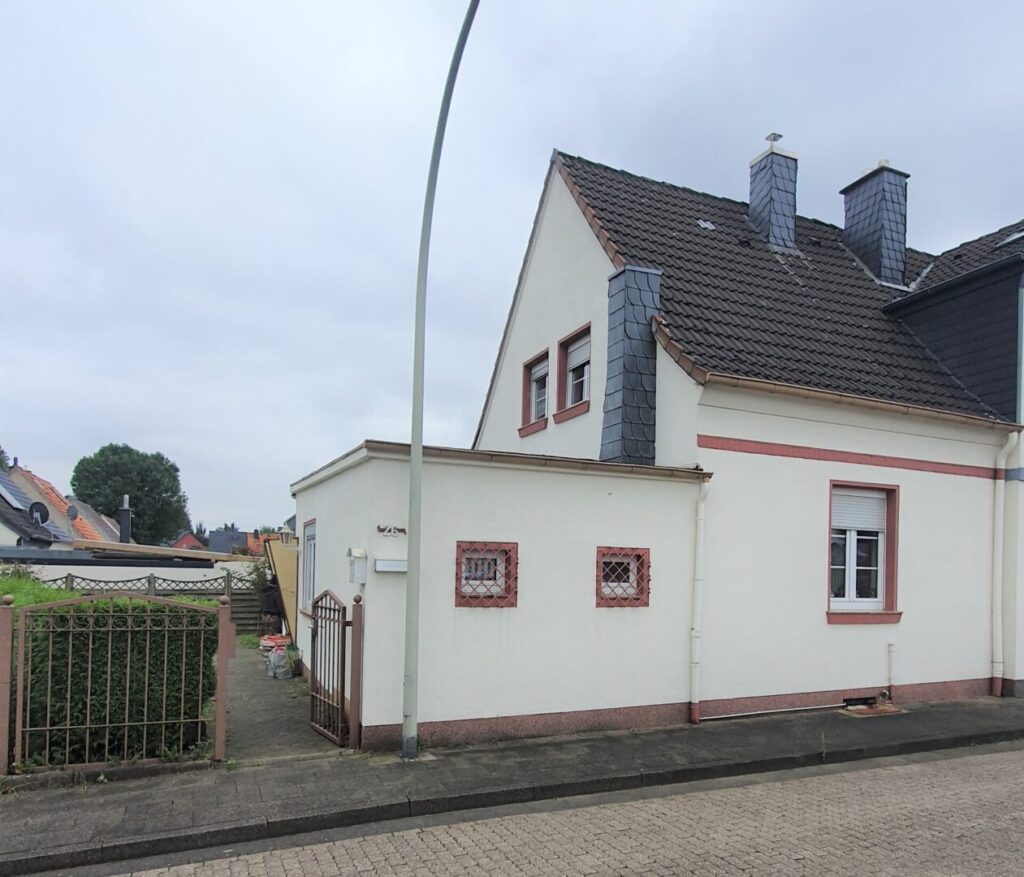 IT 707 - Schützenstraße 26