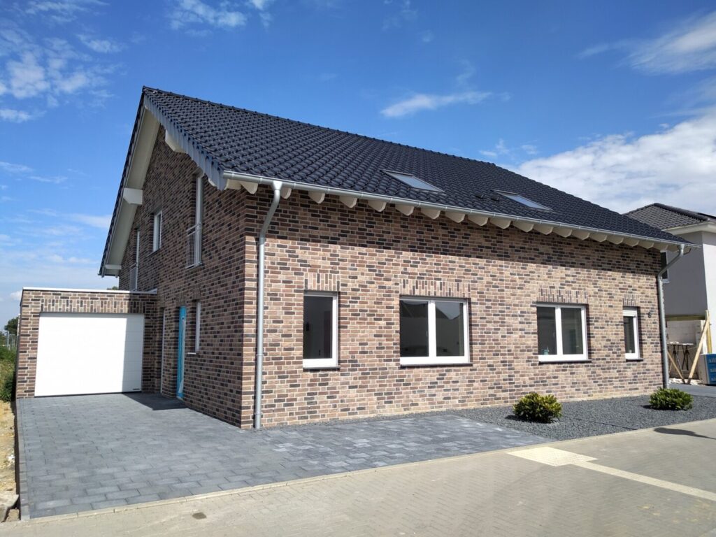 IT 491 - Juliane-Hilgers-Straße - links