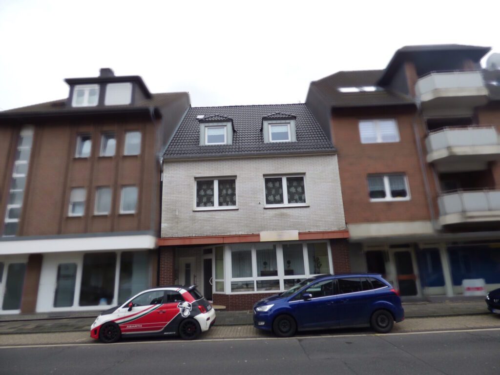 IT 547 - Bahnhofstraße 5
