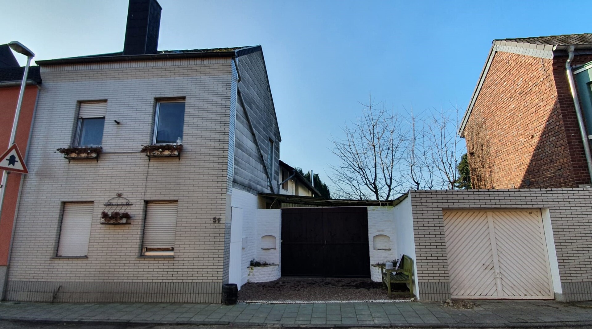 IT 743 - Windhausener Straße 51
