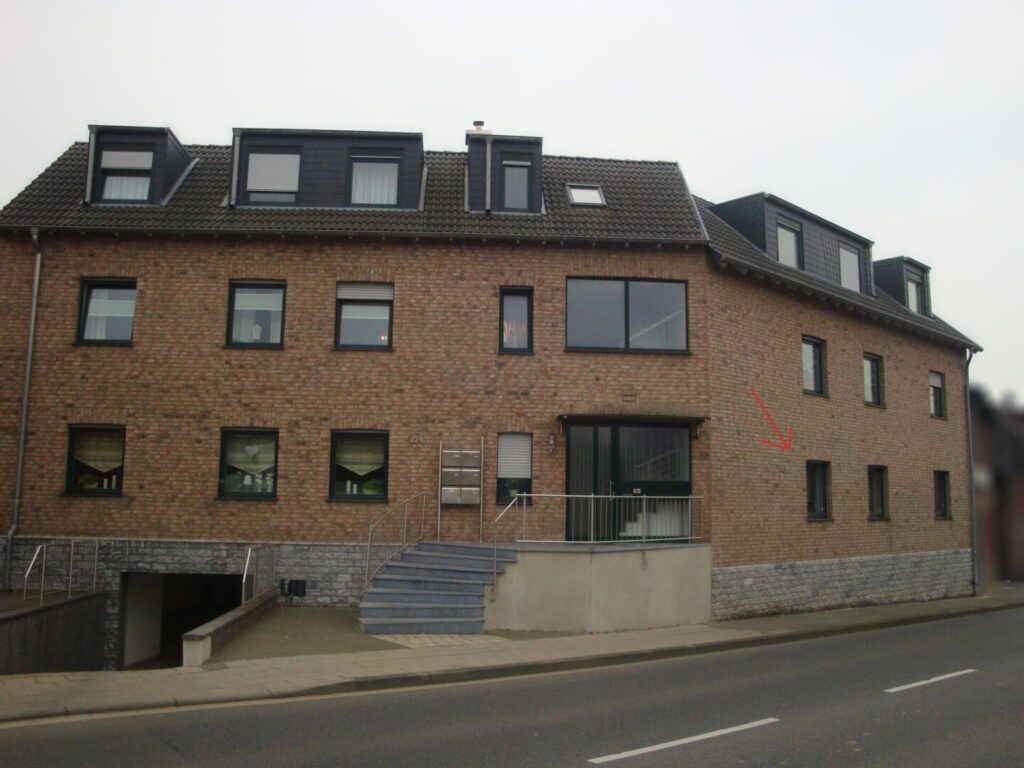 IT 191 - Geilenkirchener Straße 104 - EG rechts