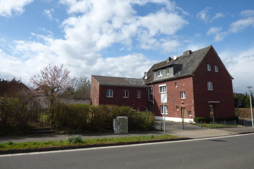IT 203 - Maastricher Straße 53