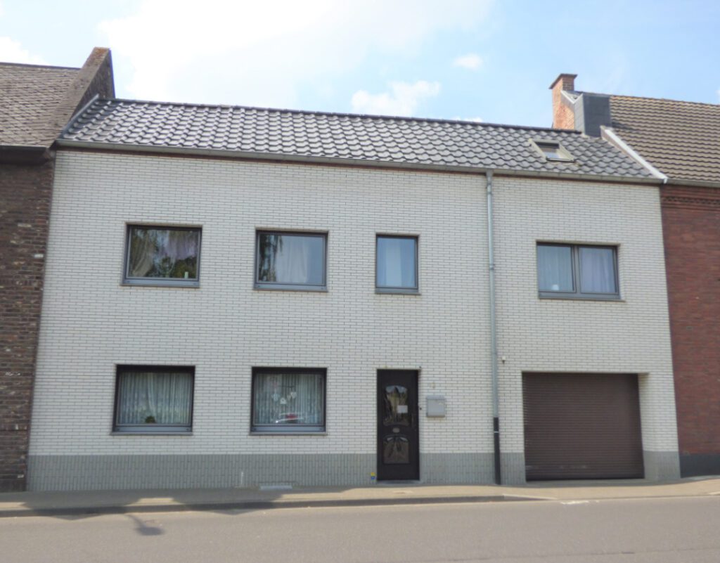 IT 466 - Jülicher Straße 12