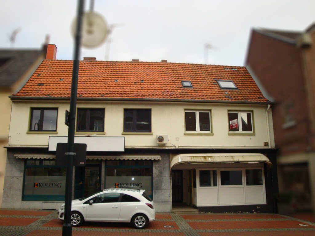 IT 112 - Carolus-Magnus-Straße 32