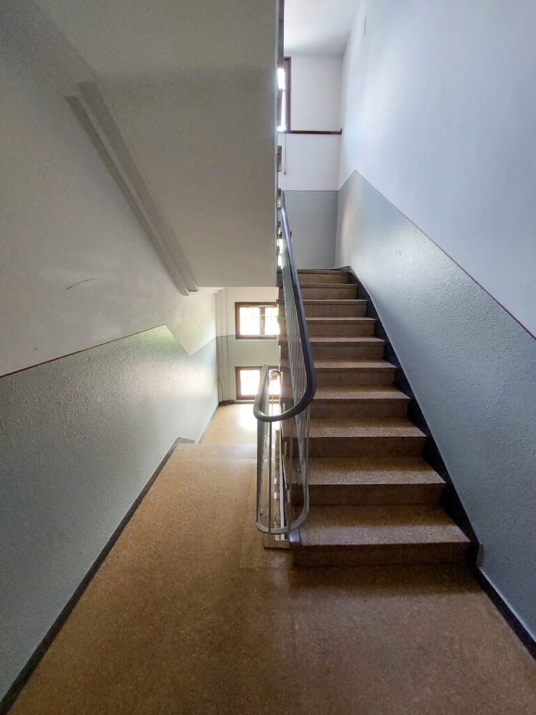 21 F4 Treppenhaus