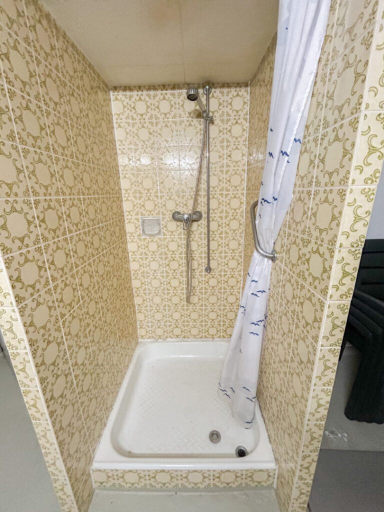 41.1 Kellerdusche KG