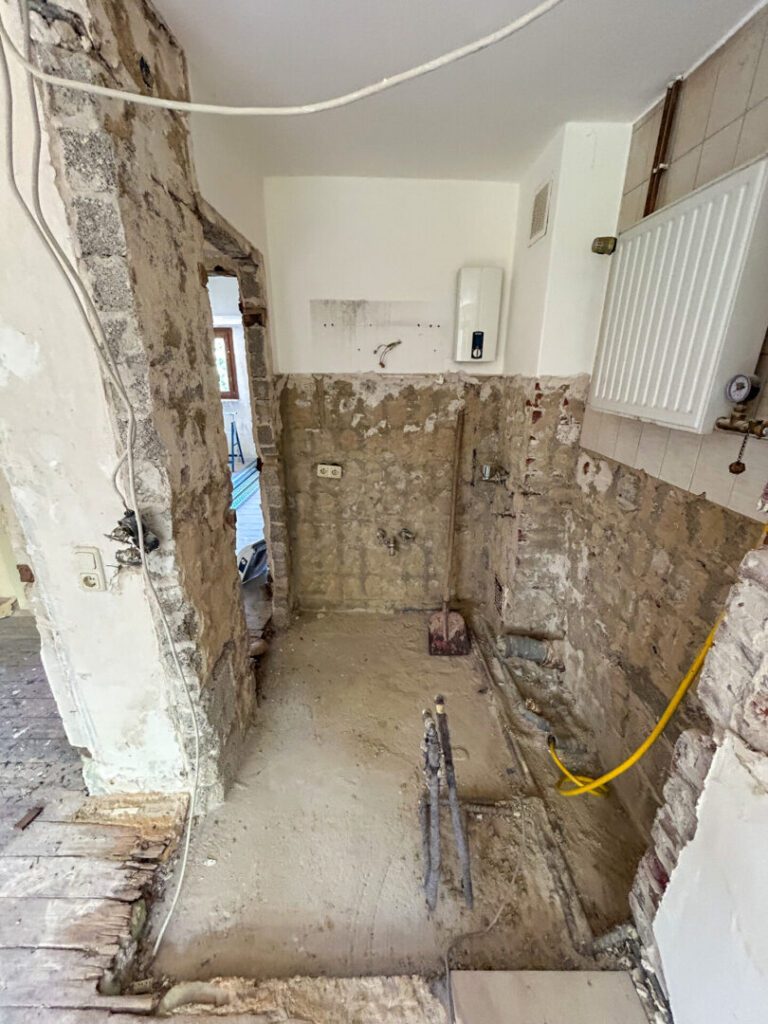 43 F4 DG L Badezimmer