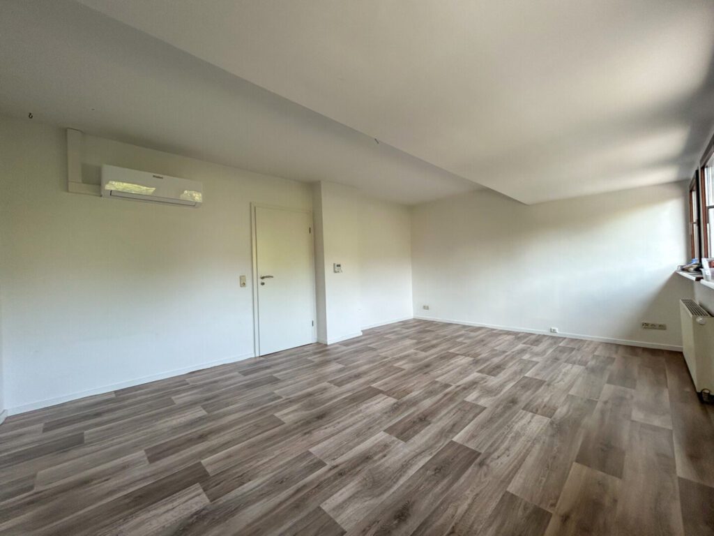 6 F6 DG L Wohnzimmer