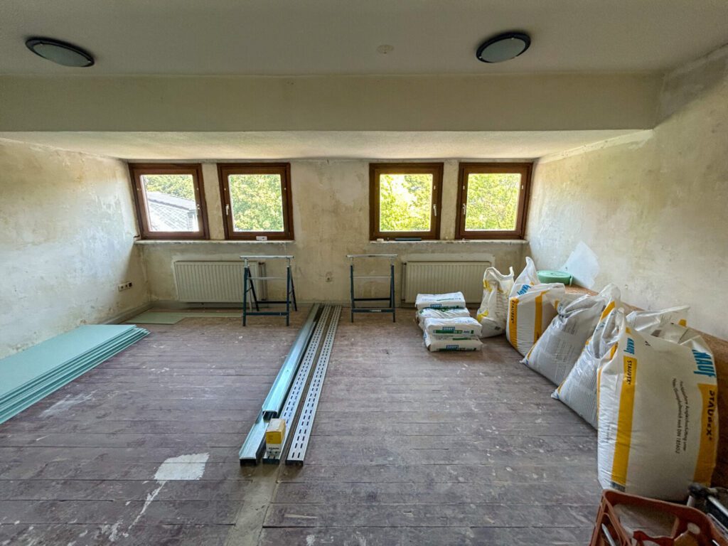 38 F4 DG L Wohnzimmer