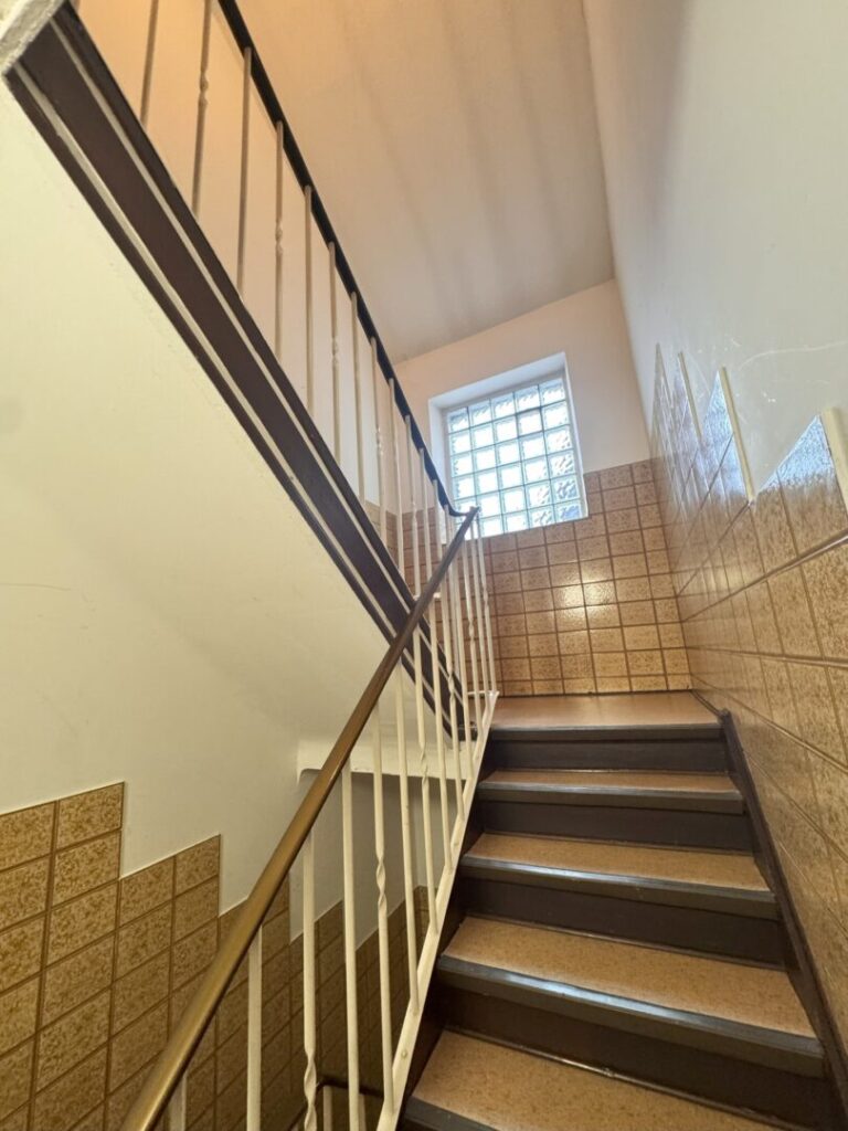 41 K Treppenhaus (4)
