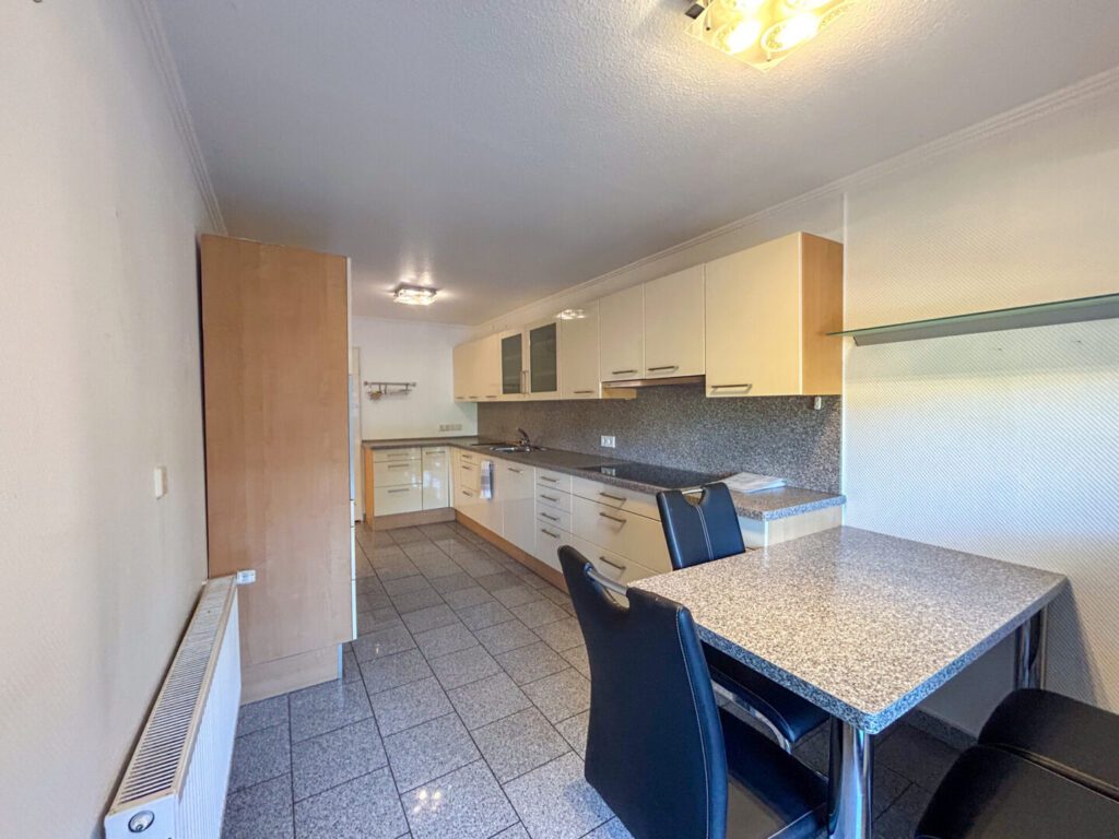 16 WE2 Küche EG hinten