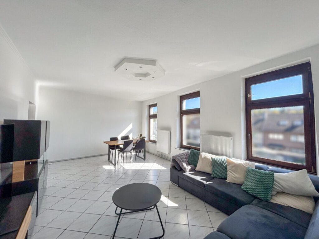 42 WE4 Wohnzimmer 2.OG