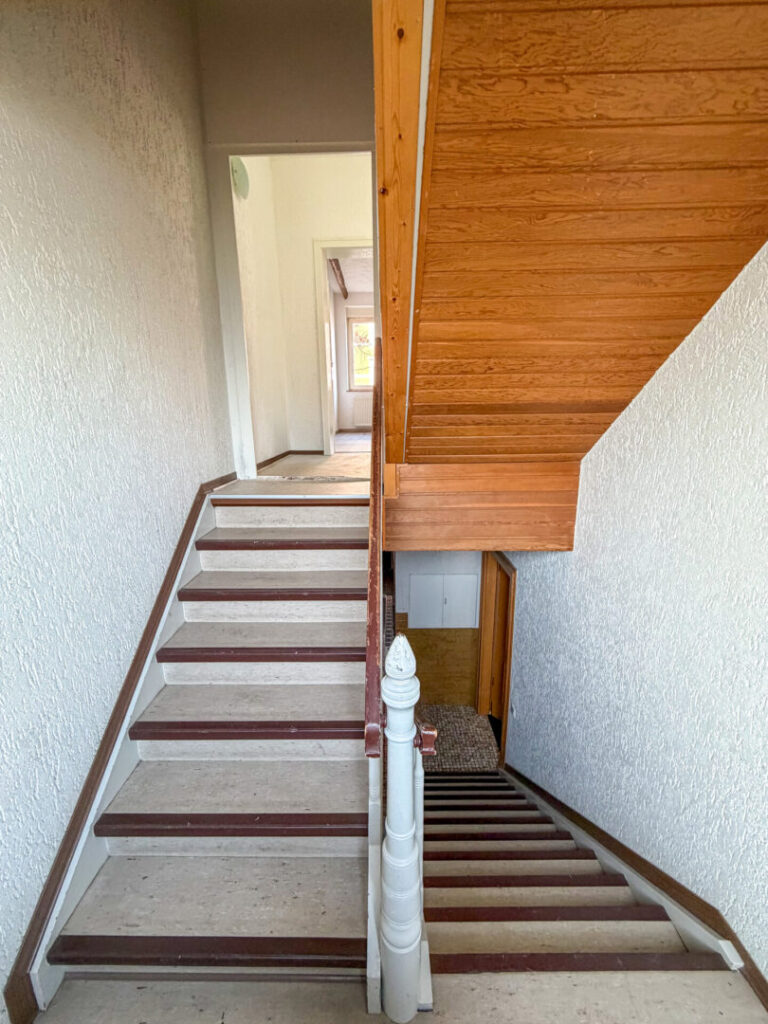10 Treppe EG-OG