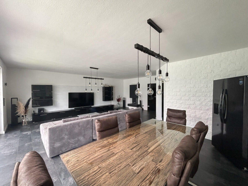 6 Wohnzimmer EG 70