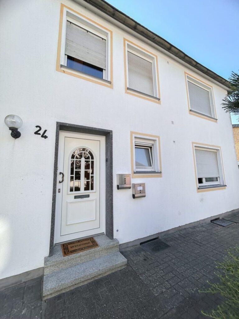 1 Straßenansicht