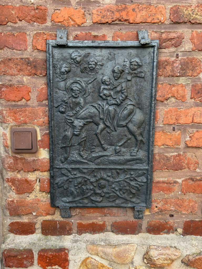 32 Detail