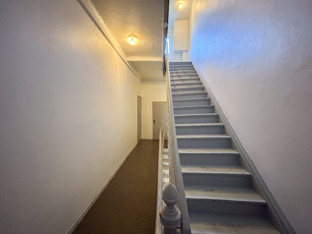 35 Hausflur OG
