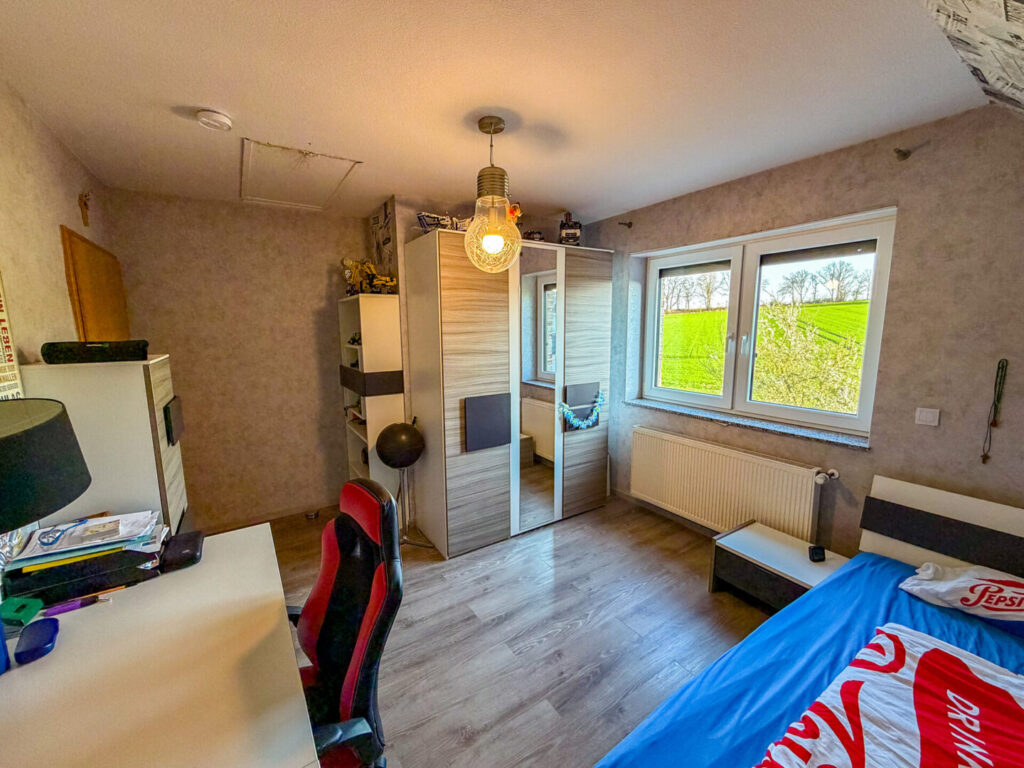 44 Kinderzimmer DG 1