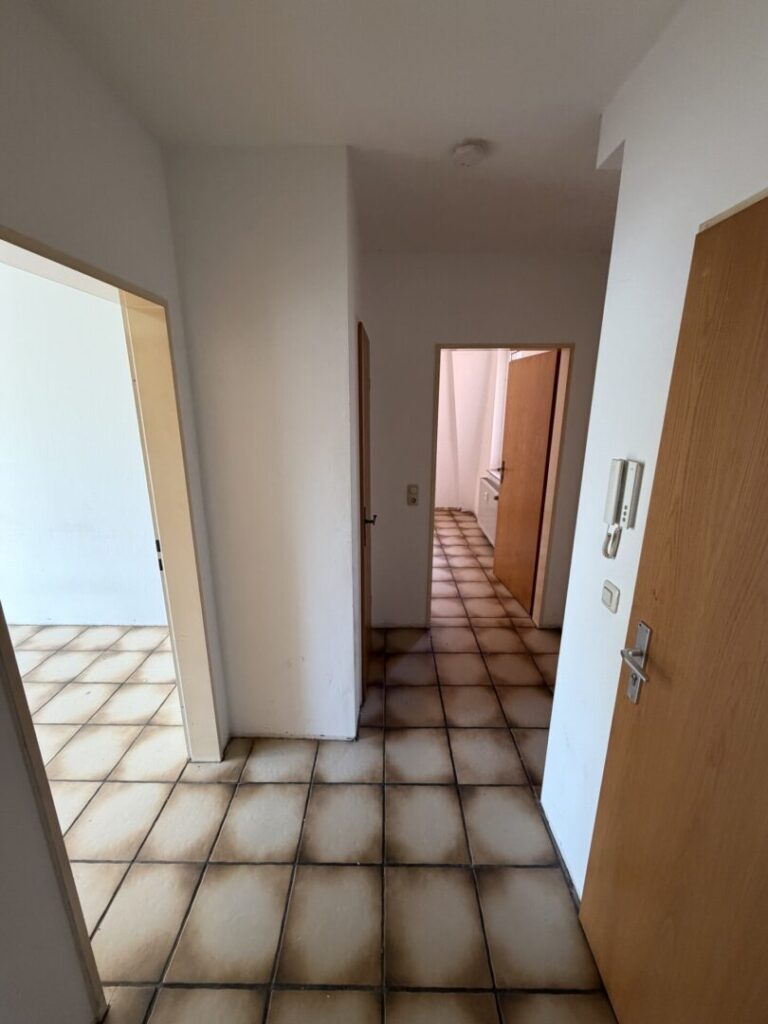9 Wohnungsdiele