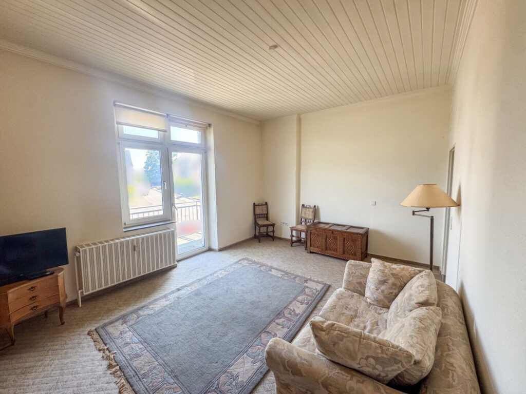 3 Wohnzimmer