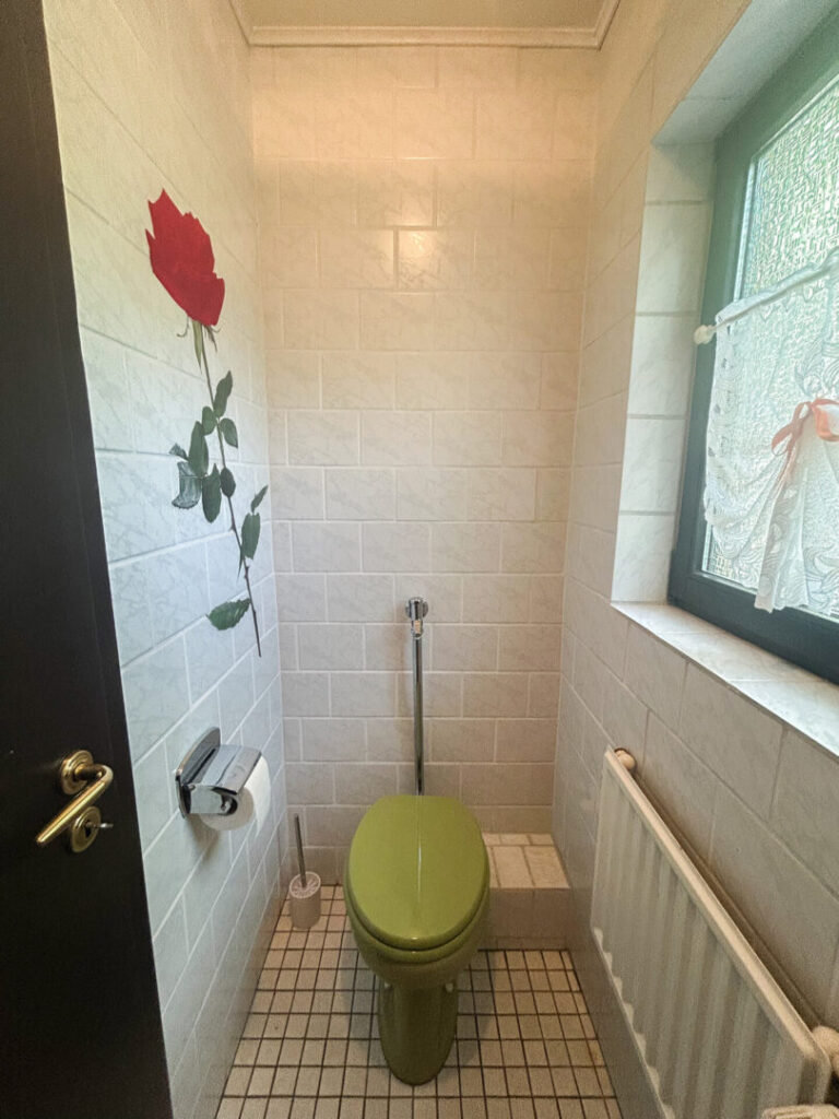 11 - Gäste WC EG