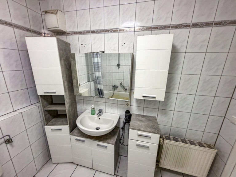 11 - Badezimmer EG W1