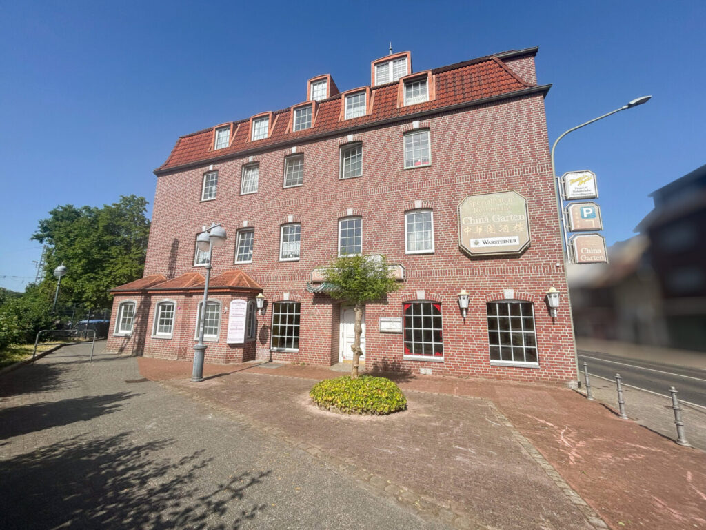 27 Vorderansicht