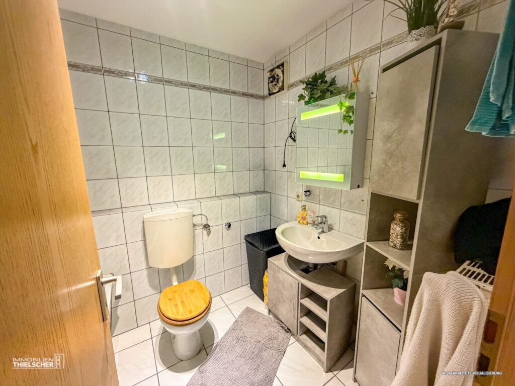 8 Badezimmer DG
