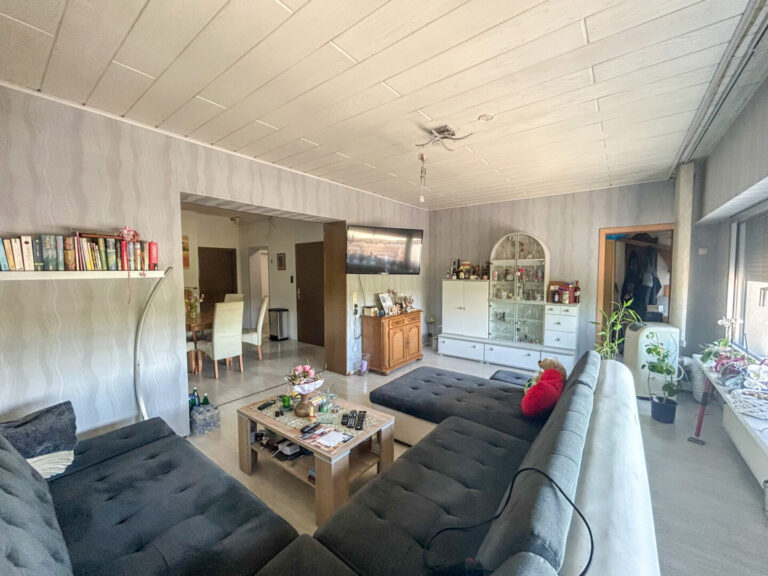 25 Wohnzimmer OG WE1