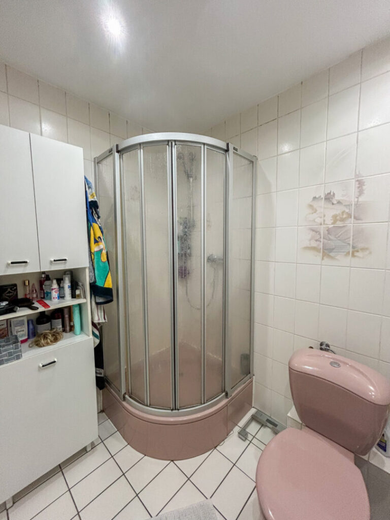 27 Badezimmer OG WE1