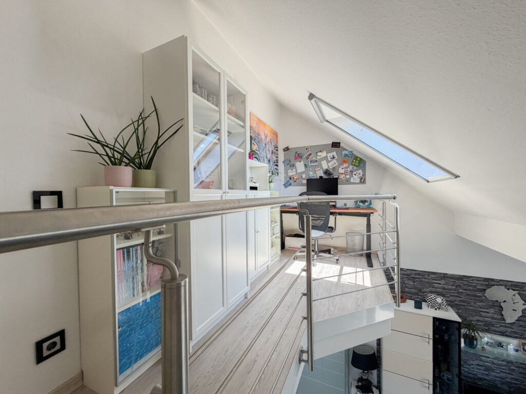 17 Arbeitszimmer SB