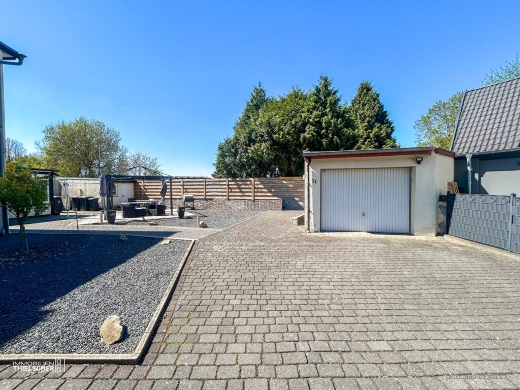 37 Garage