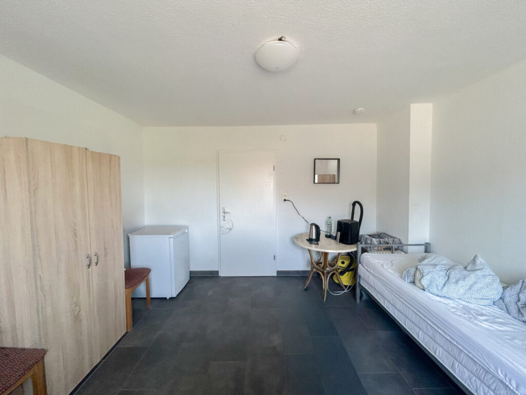 19 Schlafzimmer OG links