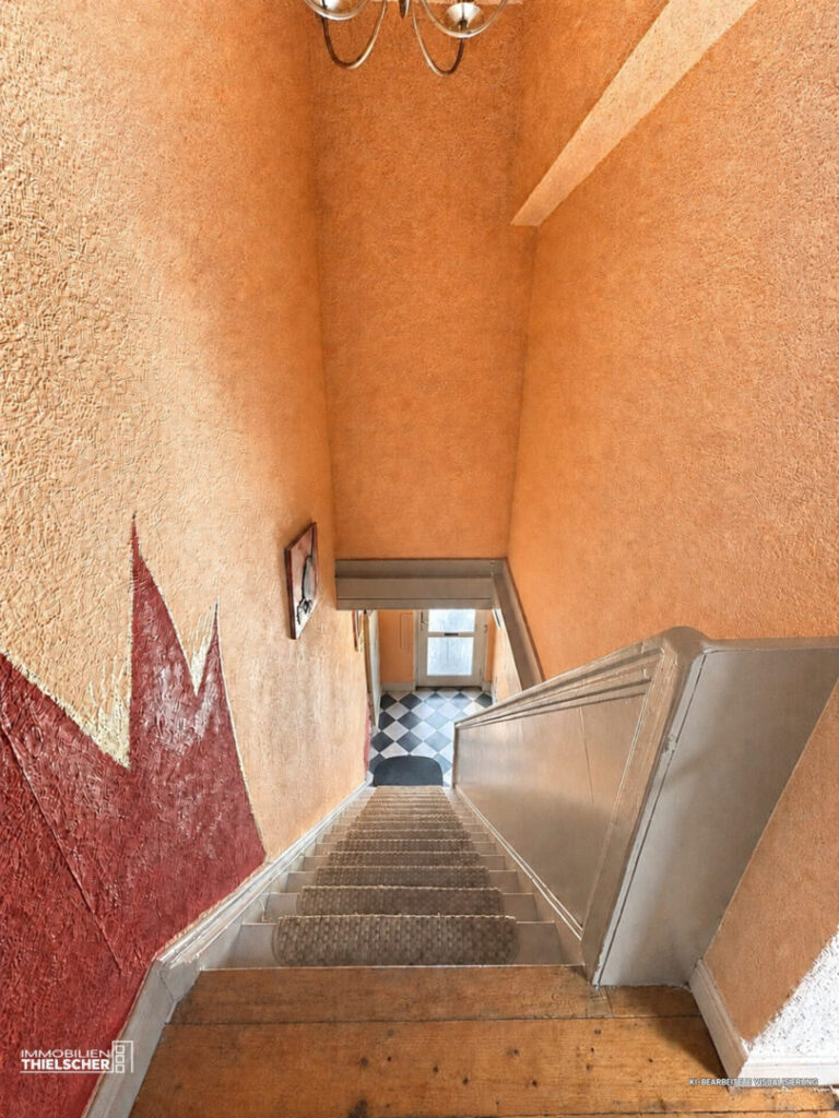 13 Treppen OG Scheune