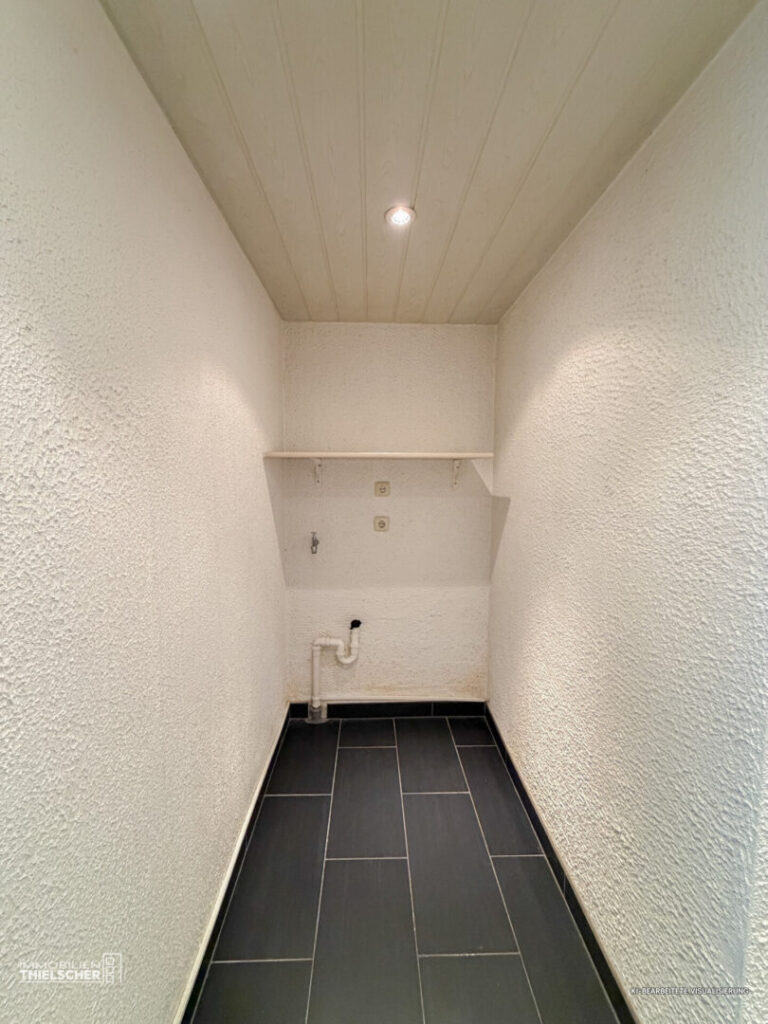 10 Waschmaschinenstellplatz