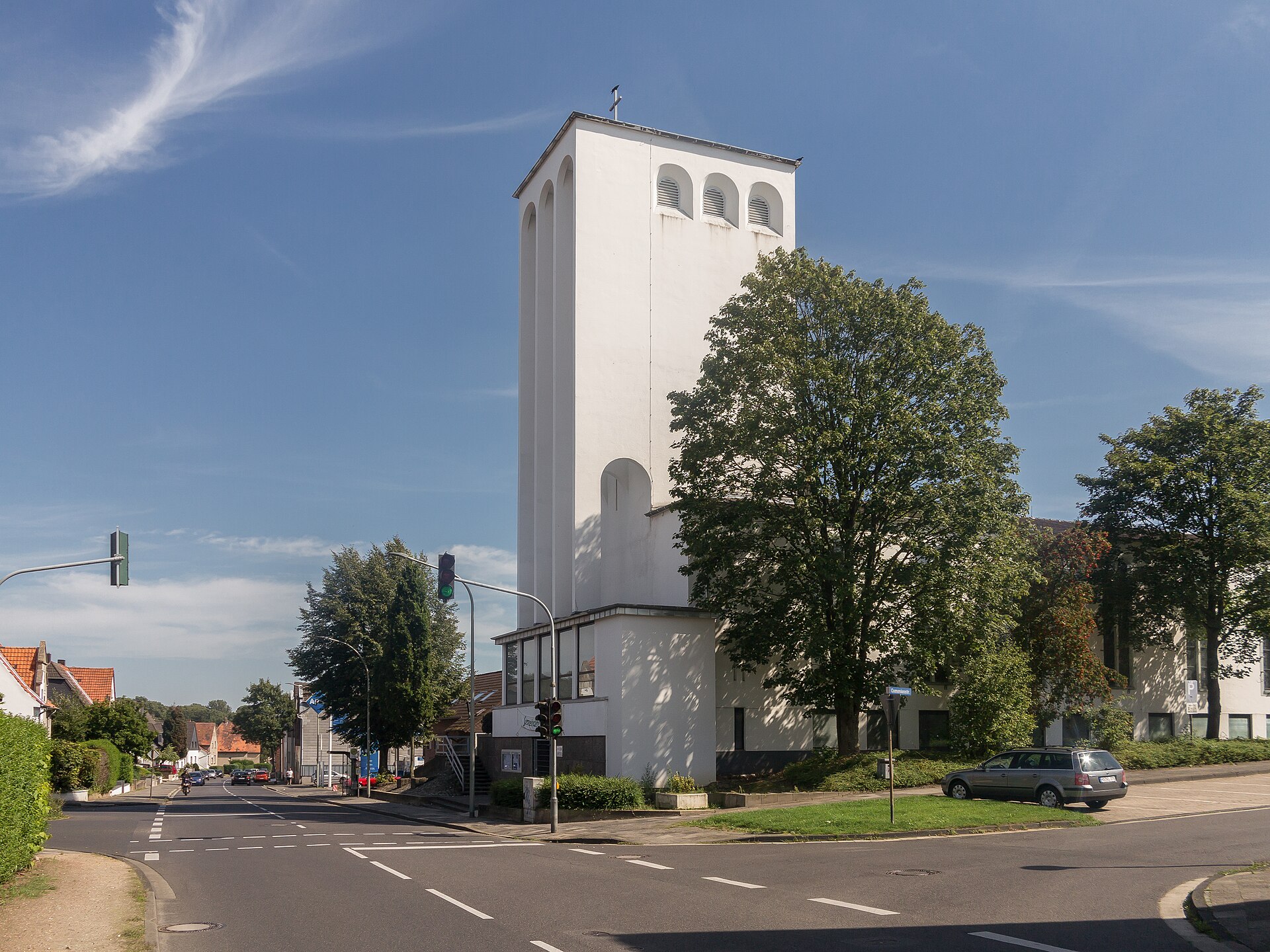 Die Erlöserkirche in Übach